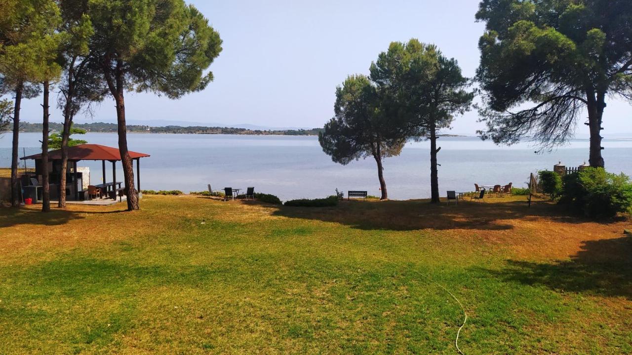 Studios Efi Beach Вурвуру Екстер'єр фото