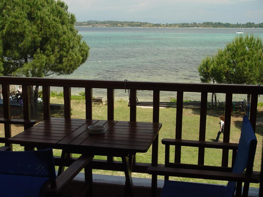 Studios Efi Beach Вурвуру Номер фото